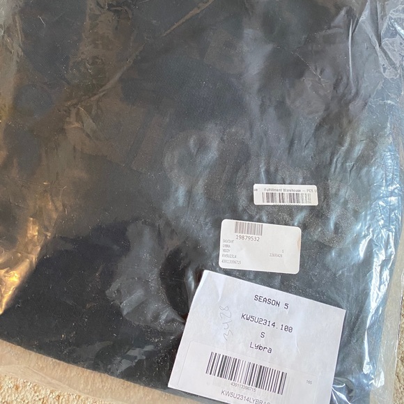 SOLD ON EBAY NWT YEEZY SWEATSHIRT S SMALL season 5 - Picture 9 of 10